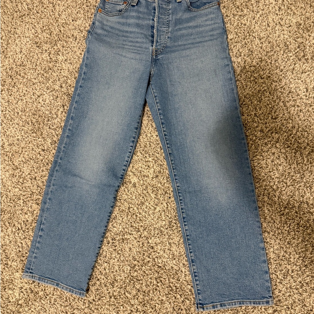 Stylish Levi Blue Straight Leg Women's Jeans